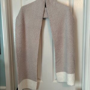 NWT BAREFOOT DREAMS CozyChic® Contrast Tipped Scarf, Stone Pearl